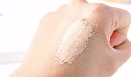遮瑕液可以遮痣嗎？ 捷克dermacol遮瑕液遮痣測試