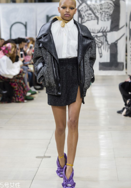 miumiu2018秋冬系列好看嗎_有哪些款式？
