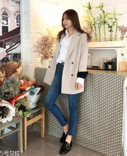 雙排扣西裝怎么搭配？盡顯帥氣女王范兒
