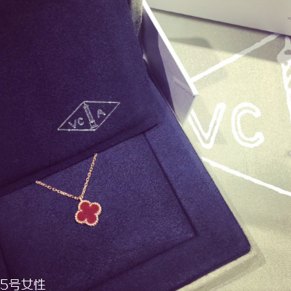 梵克雅寶屬于奢侈品嗎？名流貴族追捧的頂級(jí)珠寶