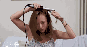 復(fù)古卷發(fā)什么顏色好看？小卷發(fā)黑色顯老