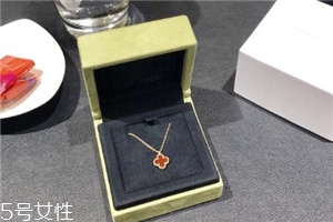 梵克雅寶屬于奢侈品嗎？名流貴族追捧的頂級(jí)珠寶
