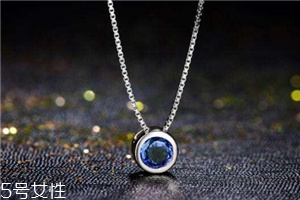坦桑石和藍(lán)寶石有什么區(qū)別？寶石大對(duì)比