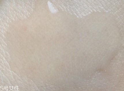 雪花秀平衡水乳怎么樣？一年四季維穩(wěn)利器