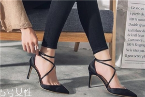 高跟鞋開膠了怎么辦？高跟鞋脫膠這樣處理