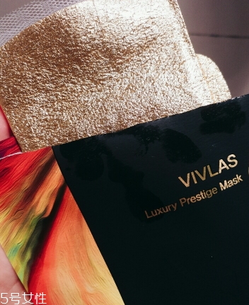 vivlas唯蘭頌黃金金箔面膜怎么用？
