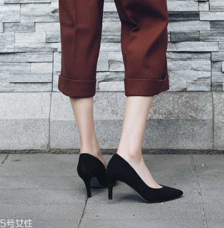 高跟鞋230是多少碼？高跟鞋尺碼要選對(duì)