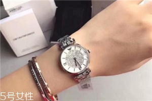 armani阿瑪尼滿(mǎn)天星手表是機(jī)械表嗎？