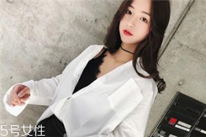 襯衫可以搭配羽絨服嗎？襯衫要這樣搭配