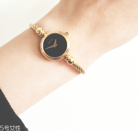 gucci手表什么檔次？時尚與浪漫的演繹家