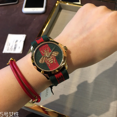 gucci手表多少錢？高貴典雅的經(jīng)典標(biāo)志