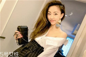 襯衫有霉點(diǎn)怎么去除？襯衫發(fā)霉這樣做