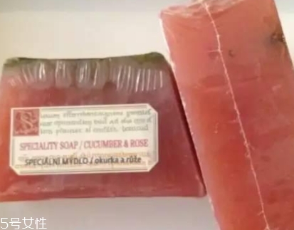 菠丹妮哪個(gè)產(chǎn)品最好用？捷克國(guó)寶級(jí)護(hù)膚品
