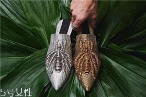 sanayi 313是什么牌子？最吸睛的拖鞋設計