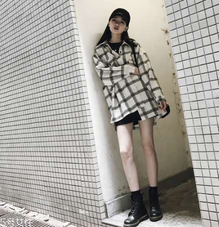 襯衫里面要穿衣服嗎？要看襯衫的面料顏色