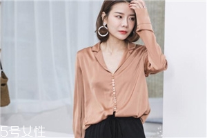 襯衫粘毛是質(zhì)量問題嗎？襯衫粘毛這樣解決