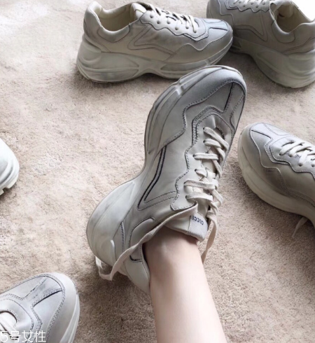 gucci老爹鞋有女款嗎？明星們?nèi)耸忠浑p