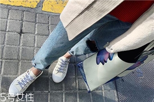 帆布鞋破洞了怎么補(bǔ)？帆布鞋修補(bǔ)方法