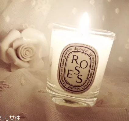 香薰蠟燭可以護膚嗎？燭油冷卻后能按摩肌膚