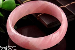 粉晶手鐲一般多少錢？高品質(zhì)多為上千元