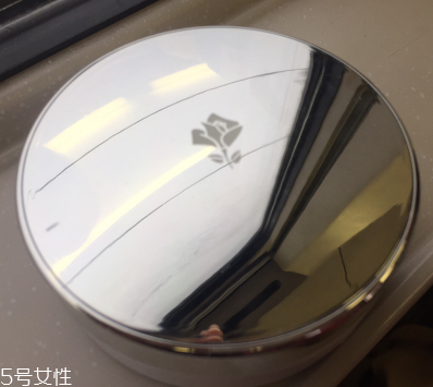 蘭蔻氣墊和后哪個(gè)好用？蘭蔻氣墊vs后黃金氣墊