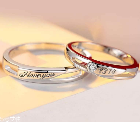 婚戒可以戴右手嗎？沒(méi)有明確的規(guī)定