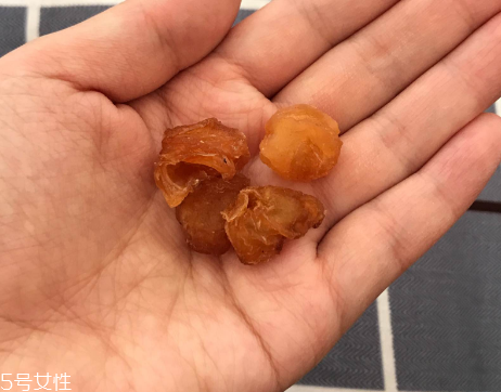 桂圓肉怎么吃最好？燉湯直接吃都可以