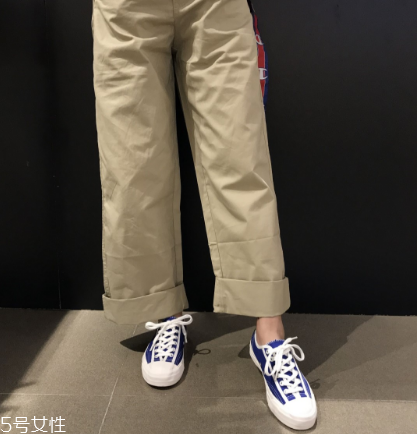 帆布鞋和板鞋有什么區(qū)別？帆布鞋板鞋大對比