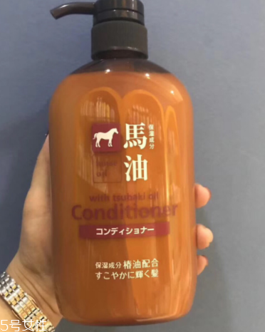 護發(fā)素能當身體乳用嗎？護發(fā)素洗澡了會怎樣？