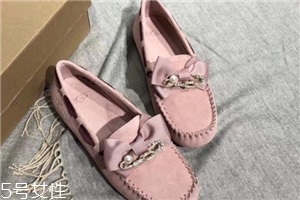 ugg豆豆鞋多少錢(qián)一雙？ugg也有單鞋