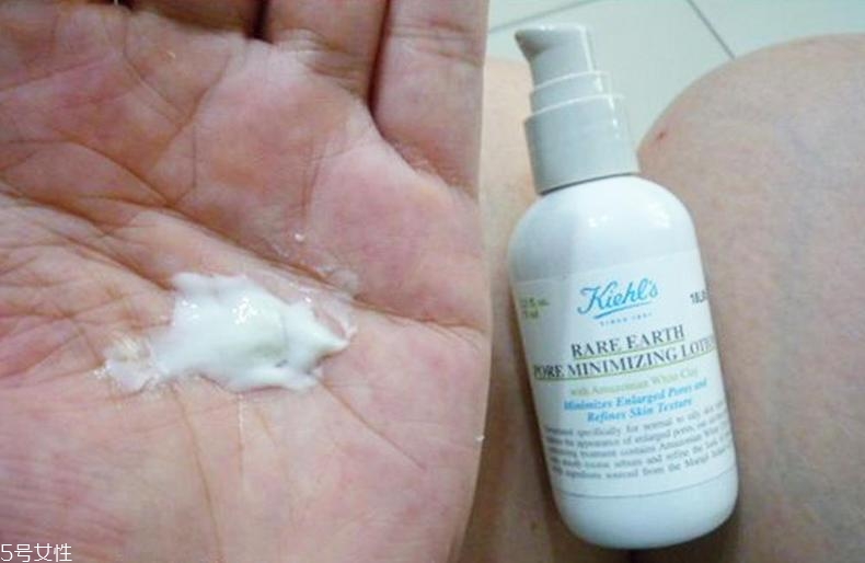 科顏氏白泥乳液怎么樣？搖勻使用不搓泥
