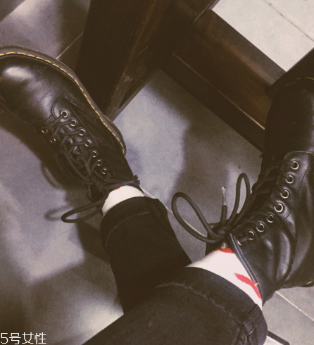 dr.martens 1460多少錢(qián)？馬丁靴最經(jīng)典的款式
