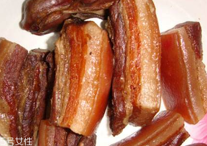 煙熏臘肉怎么炒好吃？做法多多任你選