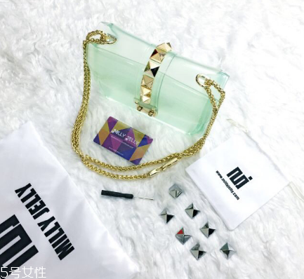 milly jelly果凍包多少錢？最適合春夏的包包