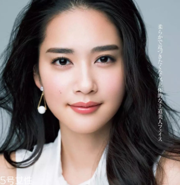 化妝立體感怎么化？掌握三點告別扁平臉