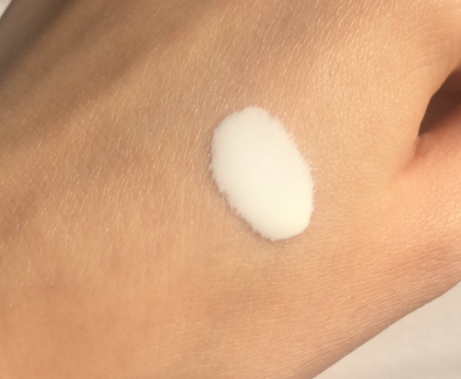 防曬乳和氣墊先用哪個(gè)？