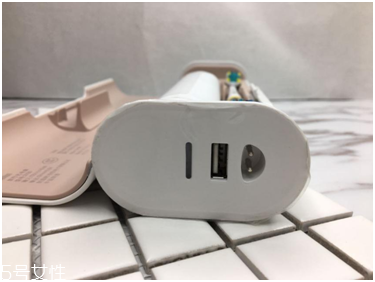 歐樂b電動(dòng)牙刷怎么樣？四個(gè)刷頭很好用
