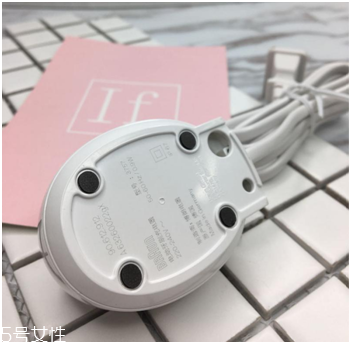 歐樂b電動(dòng)牙刷怎么樣？四個(gè)刷頭很好用