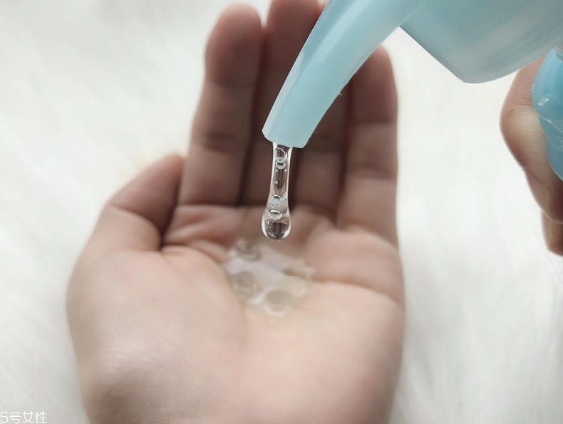 清揚(yáng)0硅油洗發(fā)水好用嗎？自帶高級(jí)感香調(diào)
