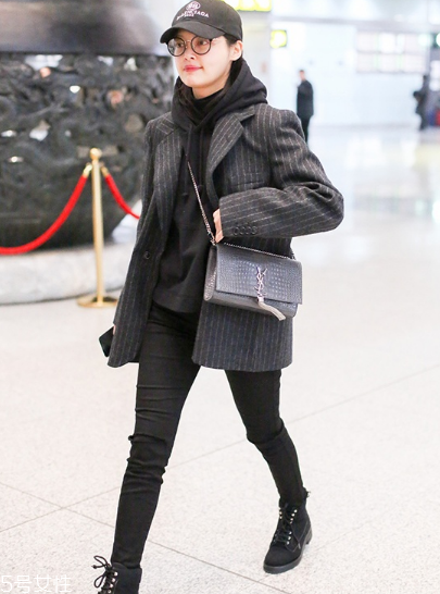 棒球帽怎么搭配衣服？素顏也能hold住