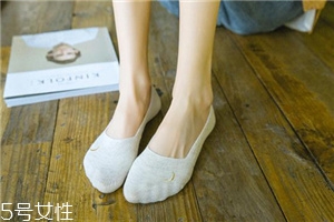 襪子會傳染腳氣嗎？穿襪子要注意衛(wèi)生