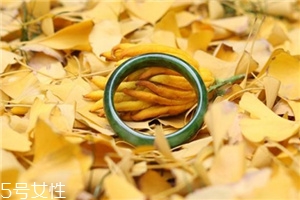 玉手鐲斷了怎么修復(fù)？玉手鐲佩戴要當(dāng)心