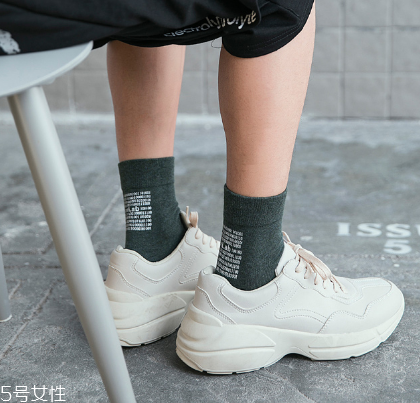 襪子破洞了要怎么處理？破洞了要及時(shí)縫