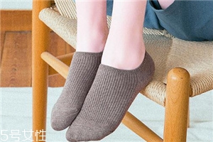襪子上有口香糖怎么辦？口香糖這樣清理
