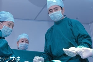 麻藥入眼了怎么辦？需慎重處理