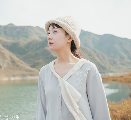 文藝范女生怎么穿搭？和你的青春敘敘舊