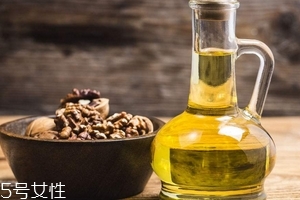 核桃油是生的還是熟的？?jī)煞N都有
