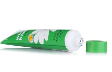 小甘菊護(hù)手霜有兩種嗎 德國(guó)小甘菊護(hù)手霜的價(jià)格