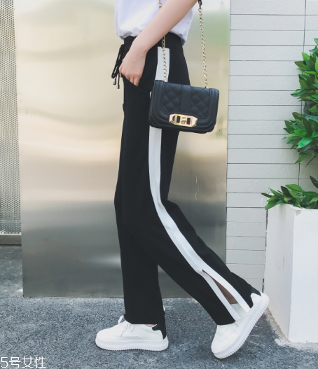 腿粗屁股大穿什么衣服？腿粗屁股大穿搭技巧
