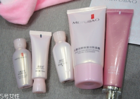 美膚寶和御泥坊哪個好？美膚寶和御泥坊品牌對比